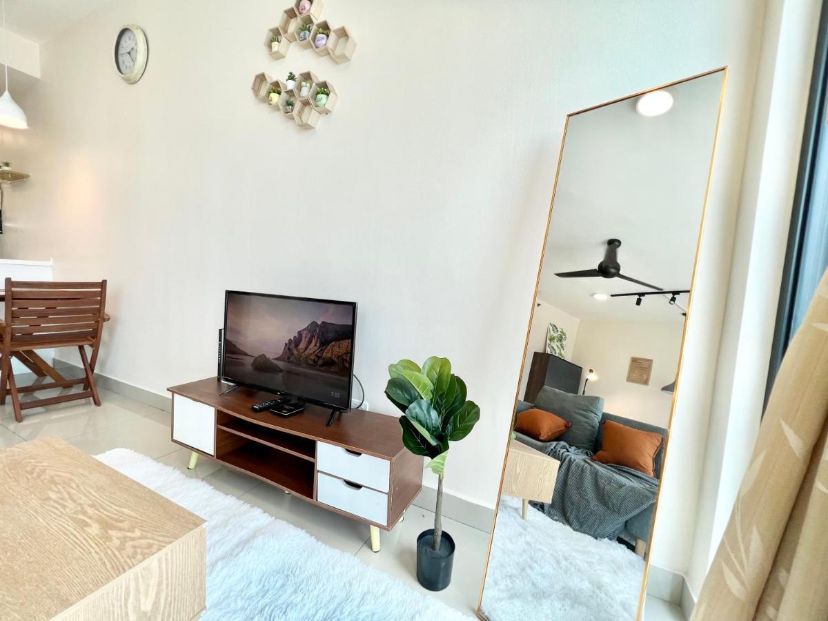 A 1-4 Pax Cozy Studio Tv Box Pool 100Mps Wifi 3 Bed Trefoil סטיה אלם מראה חיצוני תמונה