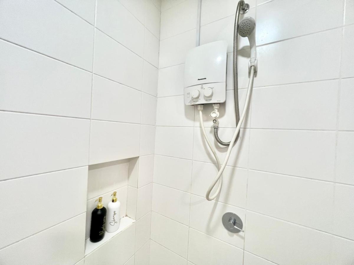 A 1-4 Pax Cozy Studio Tv Box Pool 100Mps Wifi 3 Bed Trefoil סטיה אלם מראה חיצוני תמונה